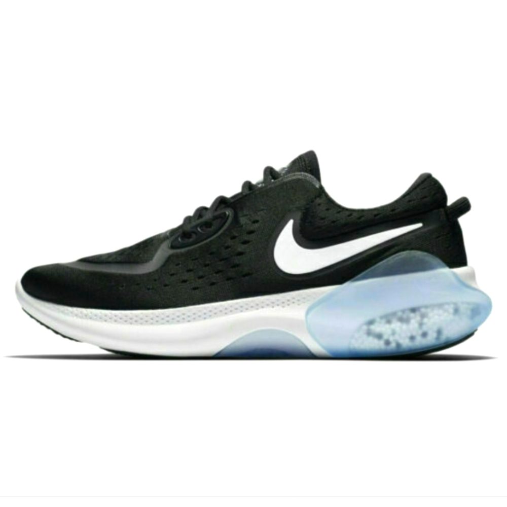 Nike black white Joyride Run running sneakers EUC 7.5